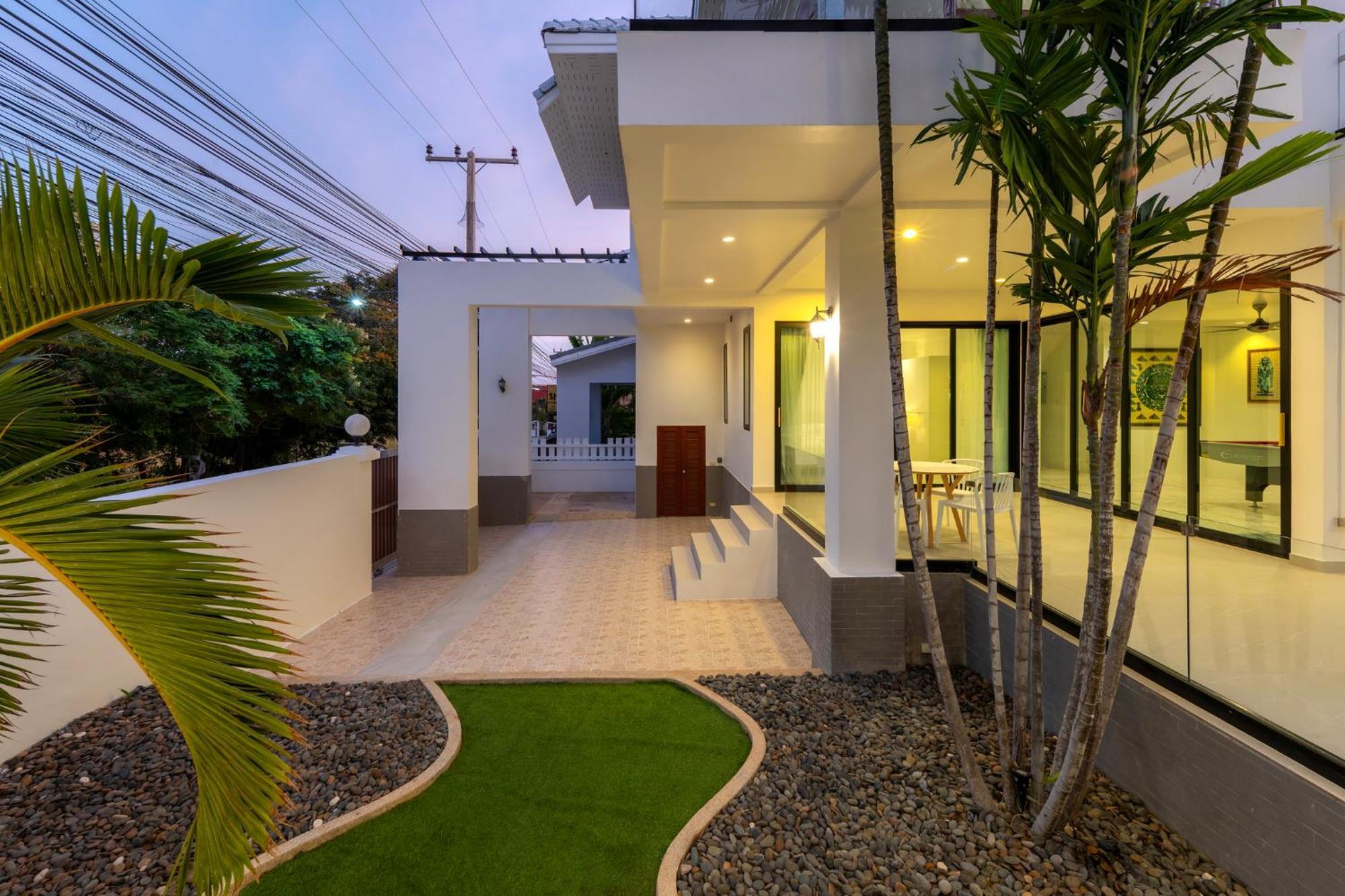 Stunning Villa With Pool And Tropical Garden HHQ Exterior foto